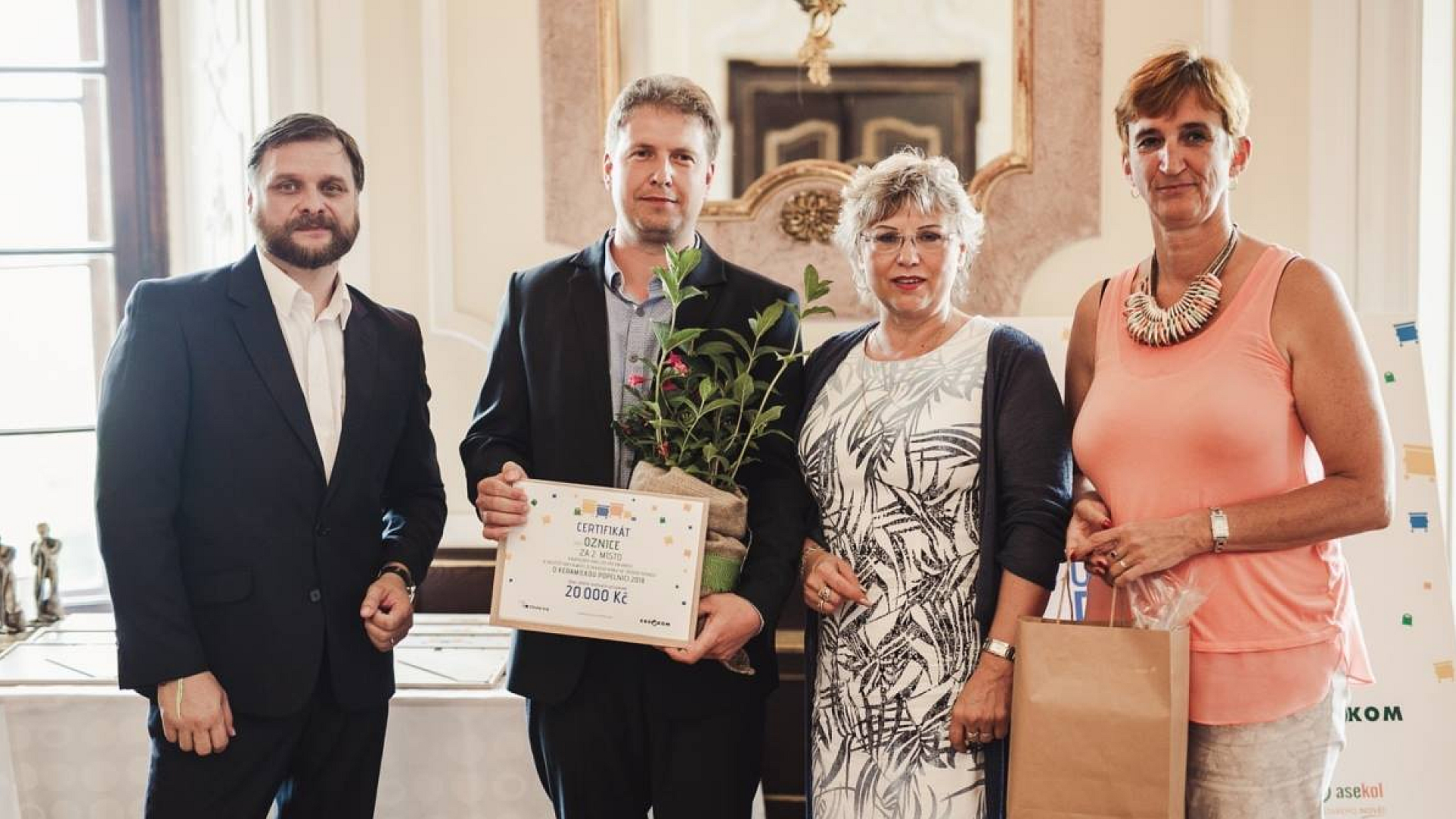 Obec Oznice  - O keramickou popelnici 2017